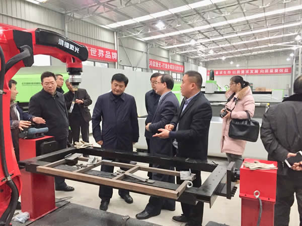 武漢市委常委、市紀(jì)委書記張曙